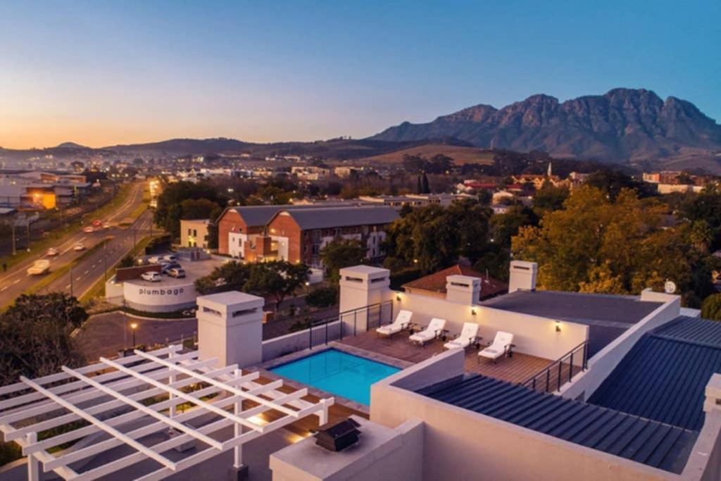 Unique Stay, The Den Apartments Stellenbosch Exterior foto